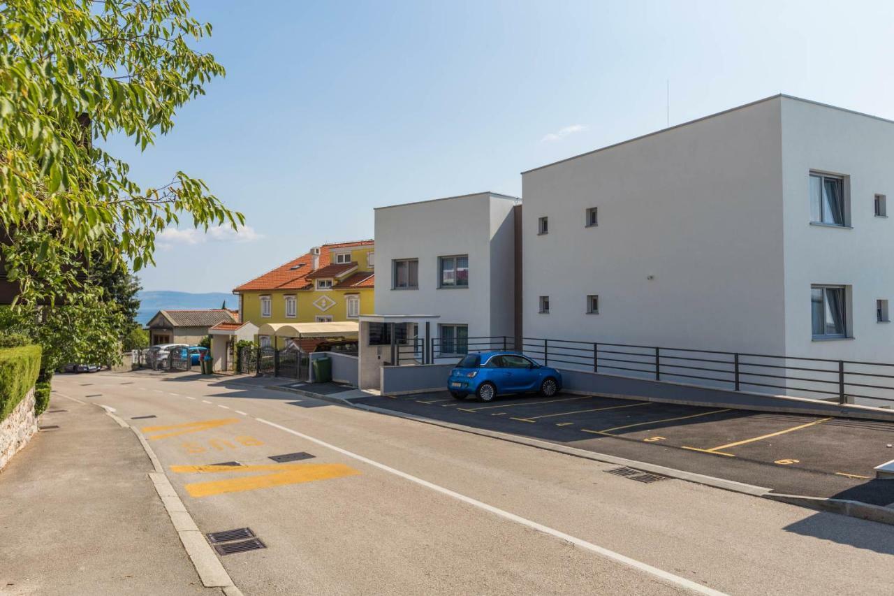 Abalone Apartments Dramalj Exterior photo